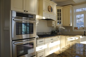 Top And Bottom Oven In Lake Como Modular Home In NJ